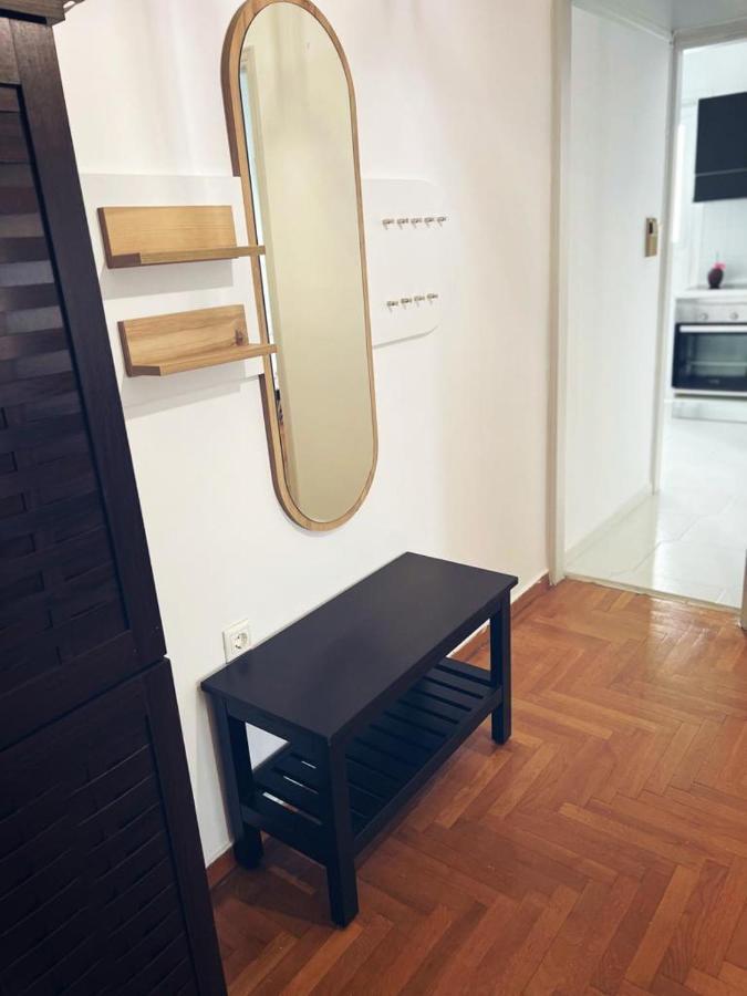 Seaside Apartment In Flisvos Marina Atenas Exterior foto